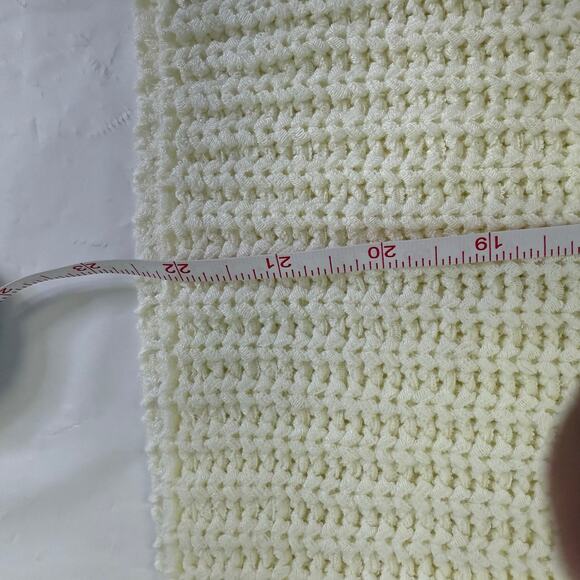 Crescent Cream Knit Sweater Vest with Shoulder Pads Size Small - Picture 6 of 8